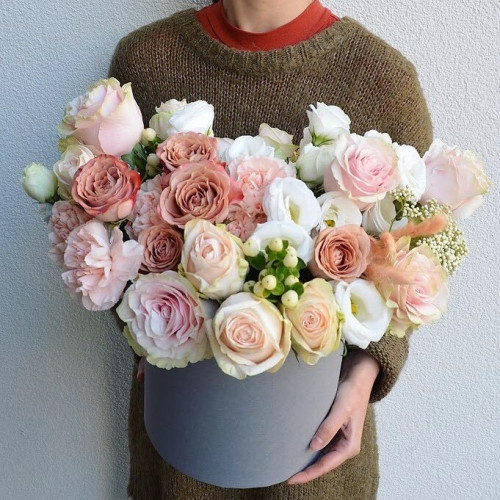 Розы в коробке «Теплое осеннее настроение»