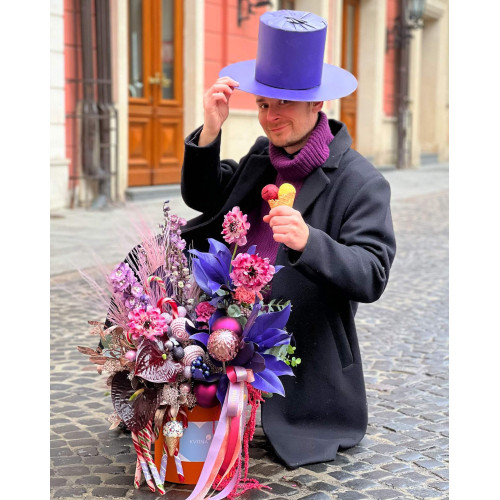 Яскрава композиція з ексклюзивними японськими ранункулюсами «Солодкі дива»