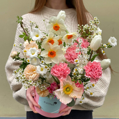 Коробка з квітами «Запашна спеція»