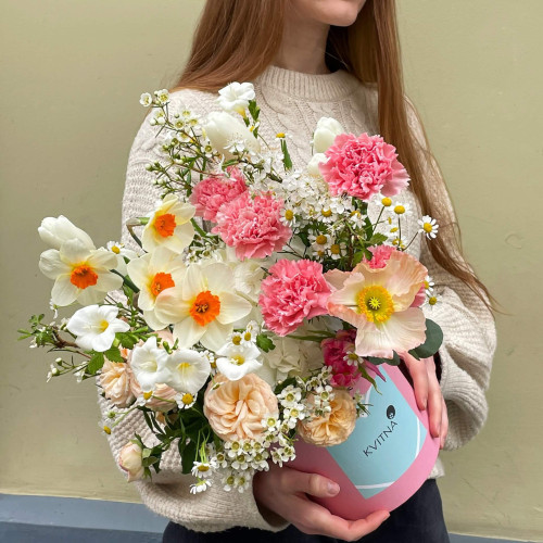 Коробка з квітами «Запашна спеція»