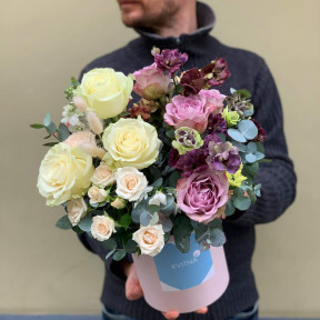 Квіти в коробці «Чорничні ласощі»