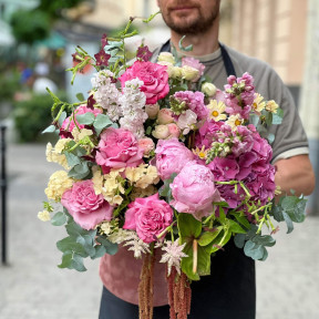 Коробка з квітами «Пухка хмаринка»