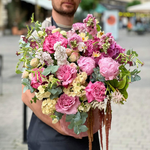 Коробка з квітами «Пухка хмаринка»