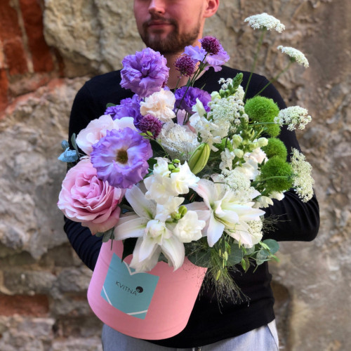 Коробка з квітами «Ельфійській поцілунок»