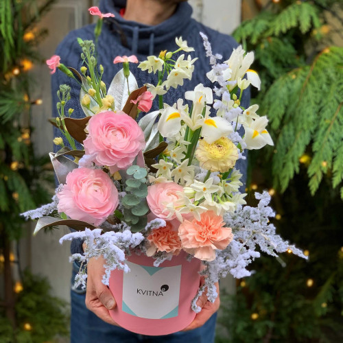 Коробка з квітами «Зимова роса»