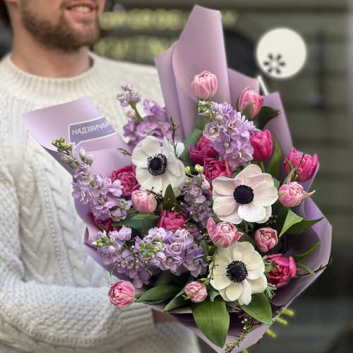 Ніжний букет у бузкових відтінках «Замріяна весна»