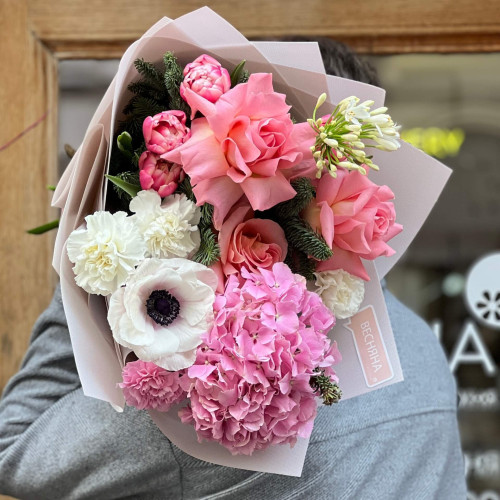 Pink and white sweet bouquet «Candies for Tanya»