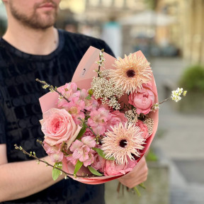 Милий рожевий букет «Мармеладний комплімент»