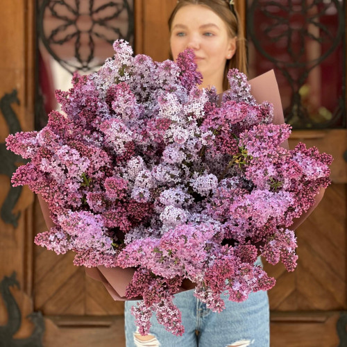 Сезонний букет із 25 гілок розкішного бузку «Вечірній океан»