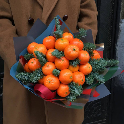 Букет з мандаринів та ялинових гілок "Мандаринове диво"