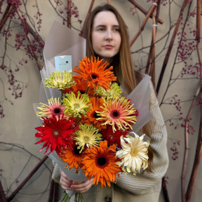 Яскравий мікс із 17 гербер колекції Pasta «Італійська паста»