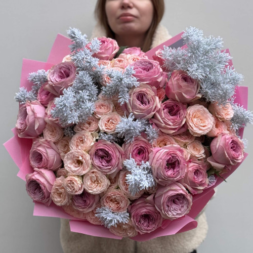 Розкішний букет з піоновидними трояндами Peony Kiss «Повітряний поцілунок»