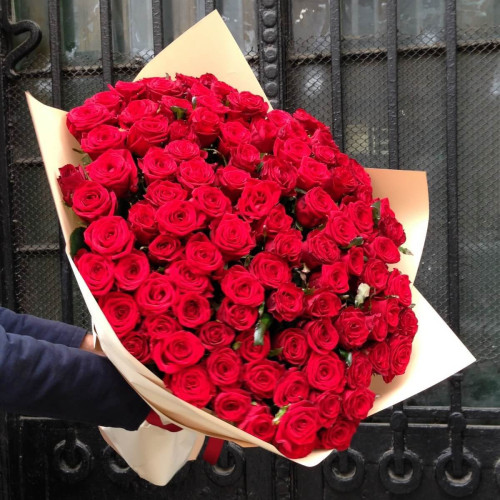 Bouquet of 101 red roses