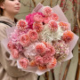 Большой букет с георгинами и гортензиями «Персиковый сад»