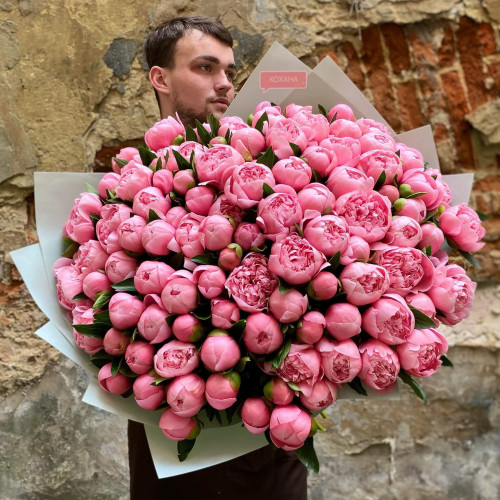 Букет з 101 півонії «Півонієве море»