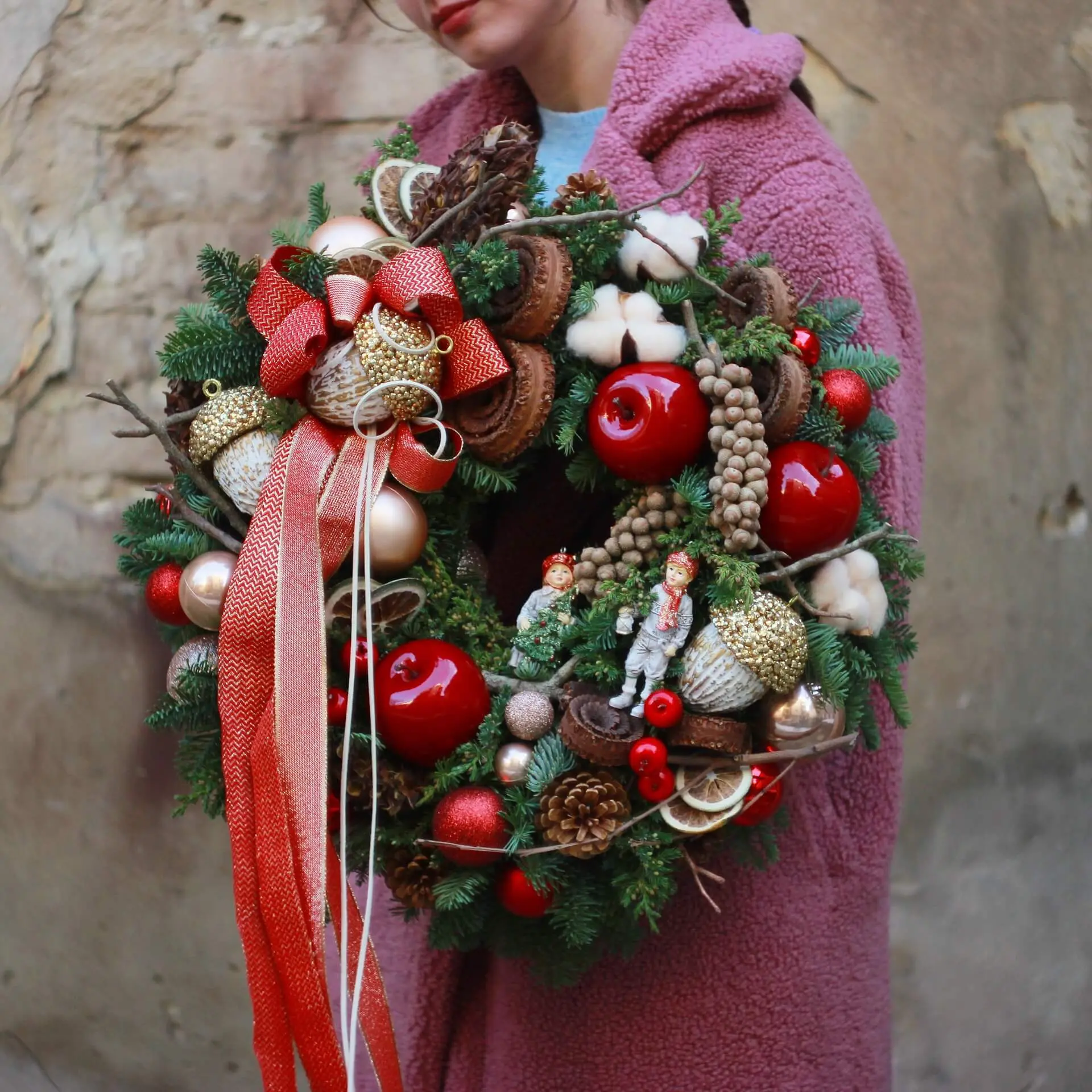Christmas wreaths - delivery in Lviv - Kvitna