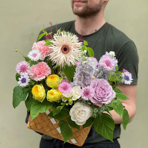 Flower basket «Childhood garden»