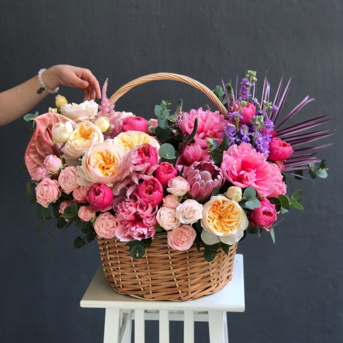 Flower basket «Island of happiness»