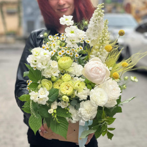 Квітковий кошик «Шепіт роси»