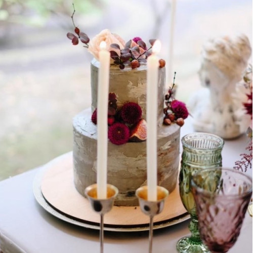 Making a wedding a turn-key flower