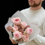 7 Pink O'Hara peony roses and viburnum in a bouquet «Pink bead»