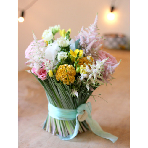 Сніп в берграсі з відтінками персика