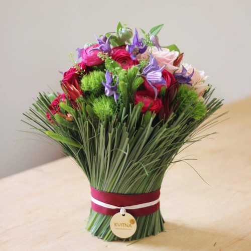 Сніп в берграсі з ягідними відтінками