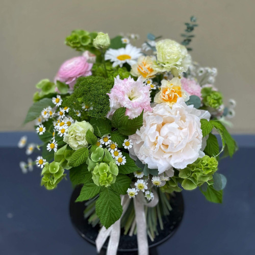 Цветочный сноп «Лесная малина»