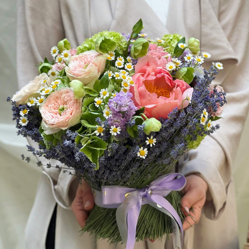 Квітковий сніп «Світанковий Прованс»