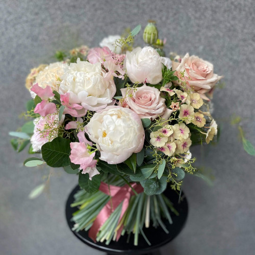 Квітковий сніп «Мереживне серце»