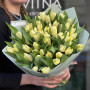 51 класичний тюльпан у букеті «Лимонне небо»