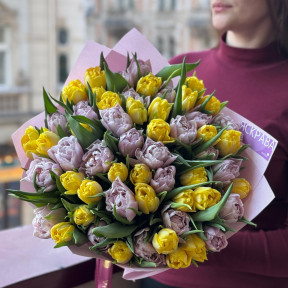 Романтичний мікс з хрумких піоновидних тюльпанів «Лавандовий лимонад»
