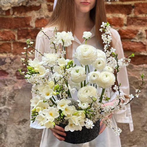 Композиція «Крила весни»