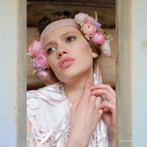 Віночок в українському стилі