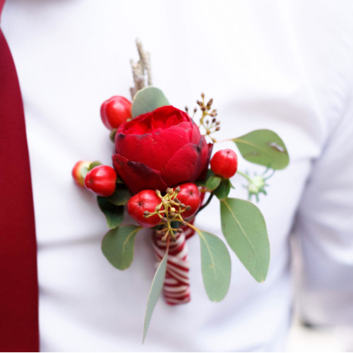 Яскравий букет нареченої