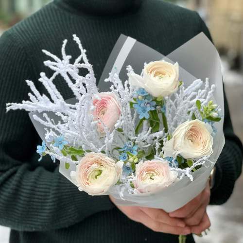 Bouquet «Snowy ranunculi»