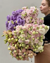 Bouquets of eustoma