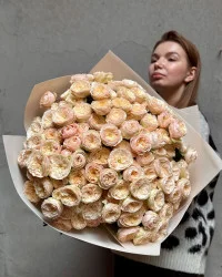 Bouquets of spray roses